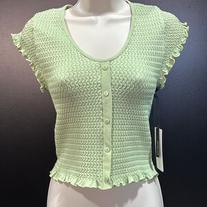 Urban Rebel Ribbed Seamless V-neck, lettuce ruffle short sleeve & waist, crop